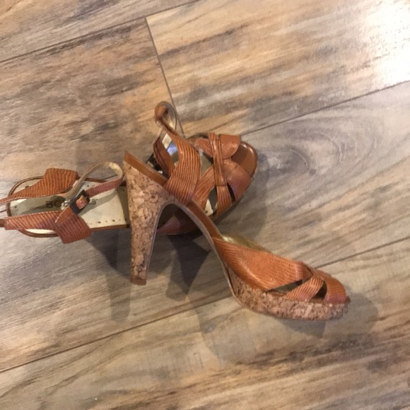 BCBG summer heels - Picture 2 of 2